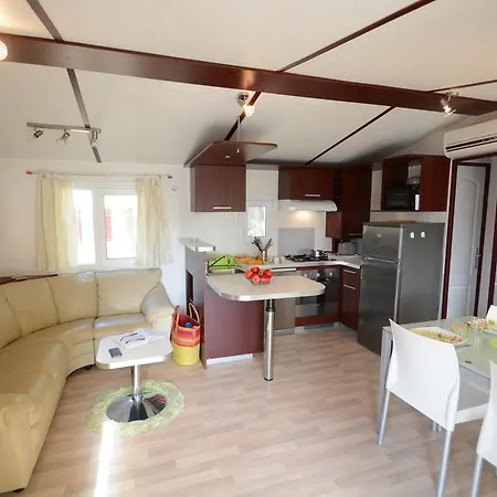 Κάμπινγκ Camping Le Clos De La Grangette 3*